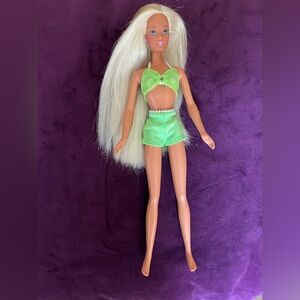 1997 Pearl Beach Skipper Barbie